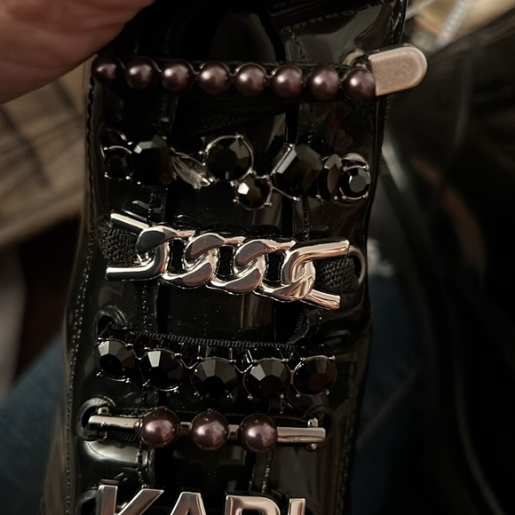 Karl Lagerfeld Topanga black rain boot charm detail shoe size 7 pull on - Picture 4 of 9